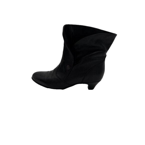 YOU by crocs‎ black ankle boot leather size 7.5 italian made kitten heel Witch - Picture 6 of 16